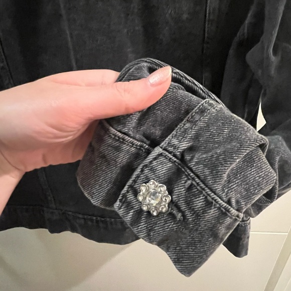 Denim jacket with bling buttons - Picture 5 of 5